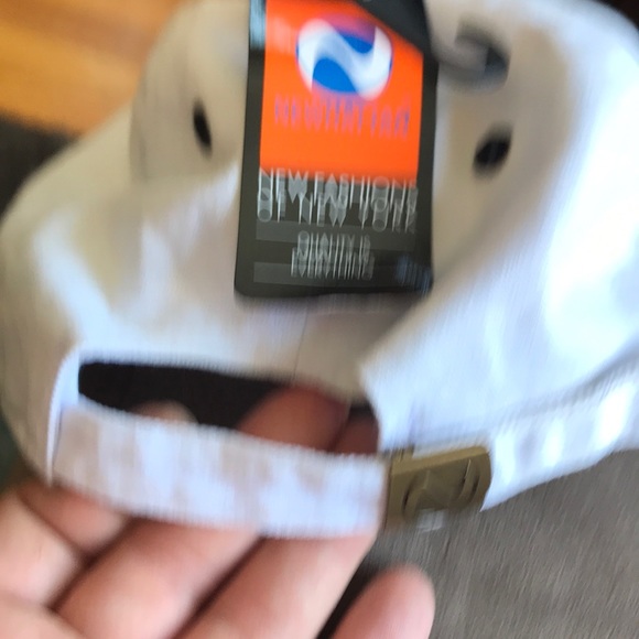 HAT - Picture 6 of 6